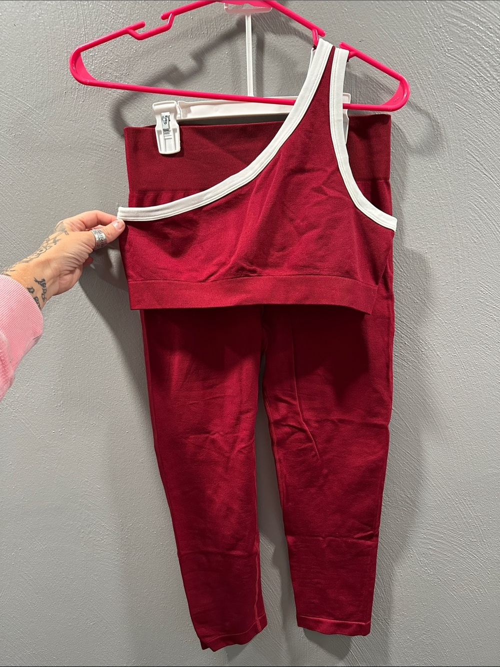 SHEIN Burgundy One-Shoulder Leggings Set with White Trim